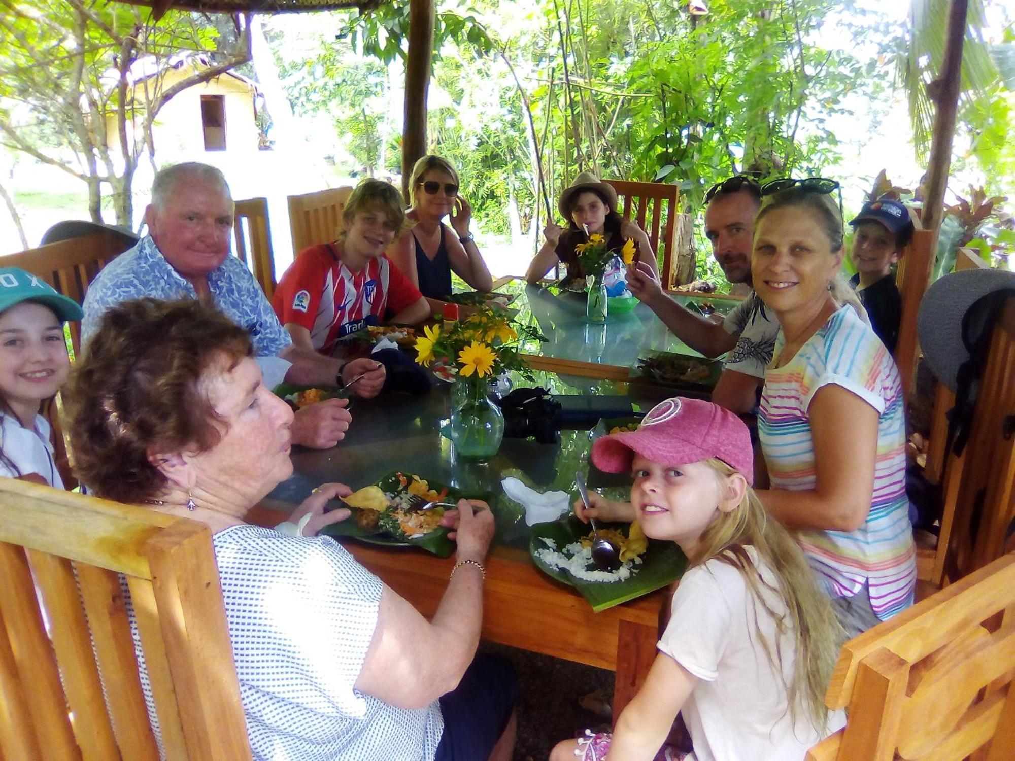 Pahalagawattha Homestay 우나와투나 외부 사진